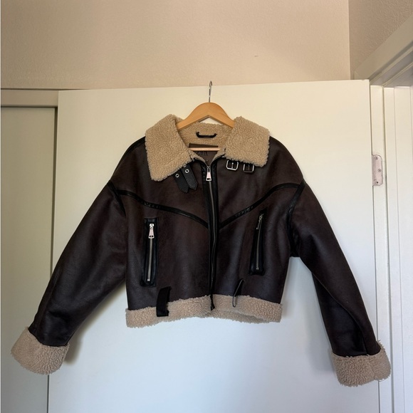 Zara Jackets & Blazers - Zara Cropped Shearling-Lined Aviator Jacket - Dark Brown & Cream